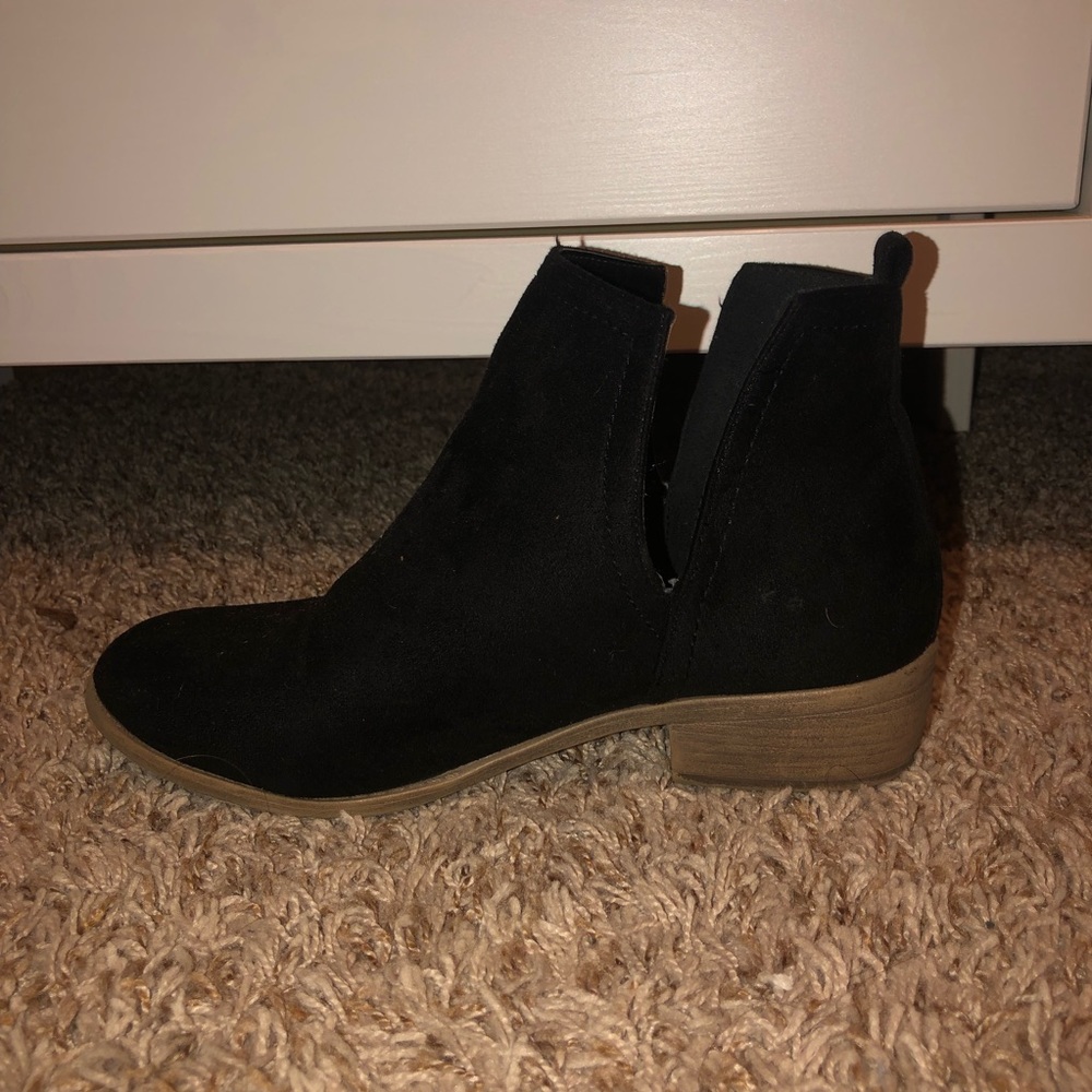 Black Side Slit Booties